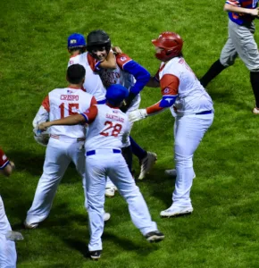 Puerto Rico, Wisconsin walk-off at BRWS